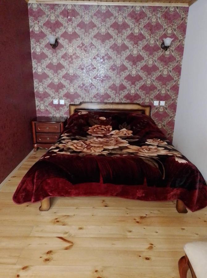 Guest House Khergiani Μέστια Εξωτερικό φωτογραφία