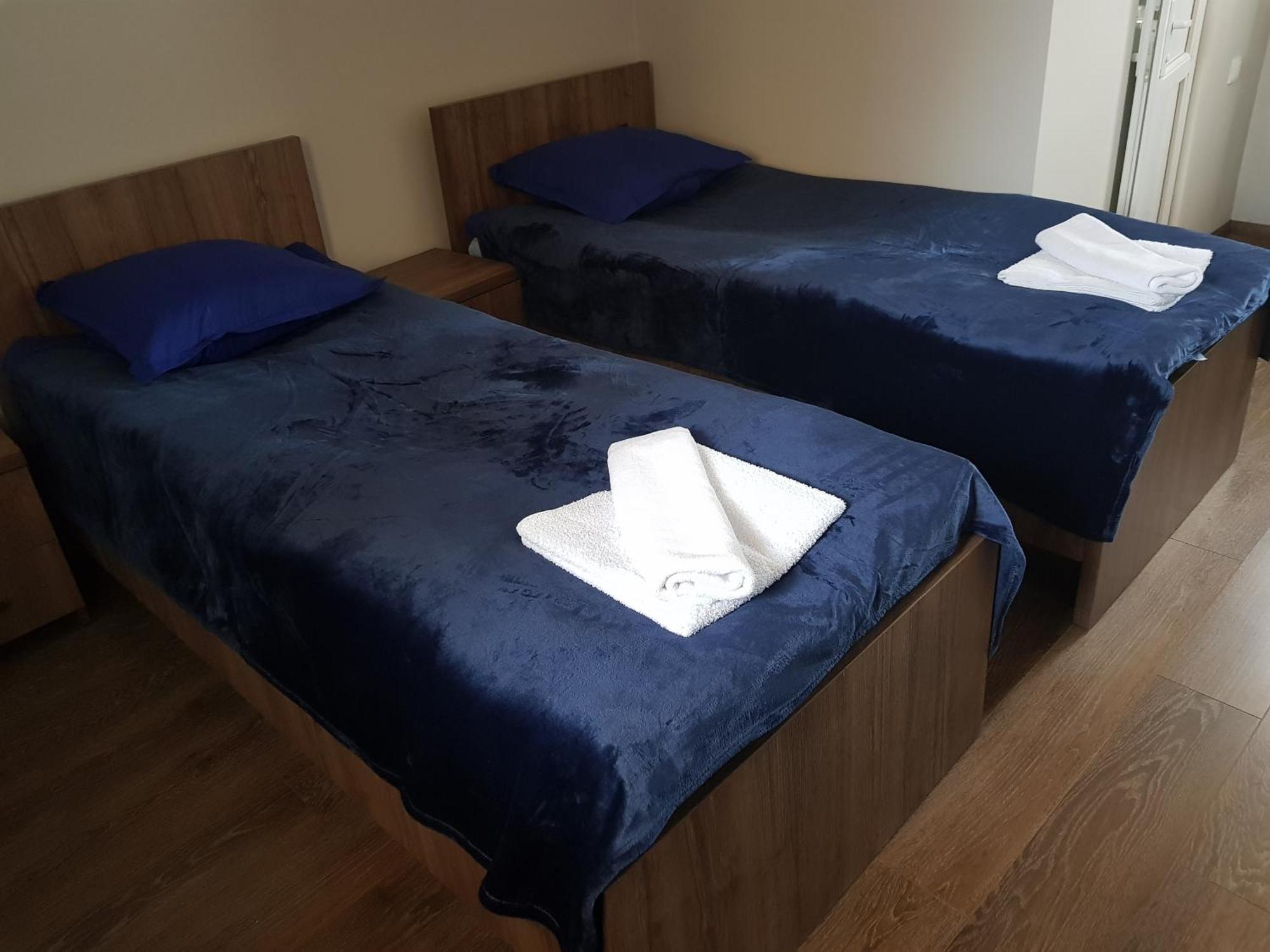 Guest House Khergiani Μέστια Δωμάτιο φωτογραφία