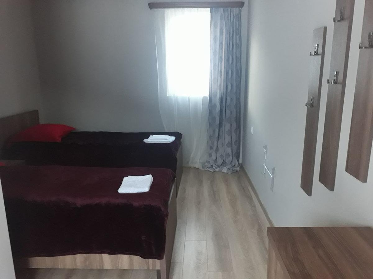 Guest House Khergiani Μέστια Εξωτερικό φωτογραφία