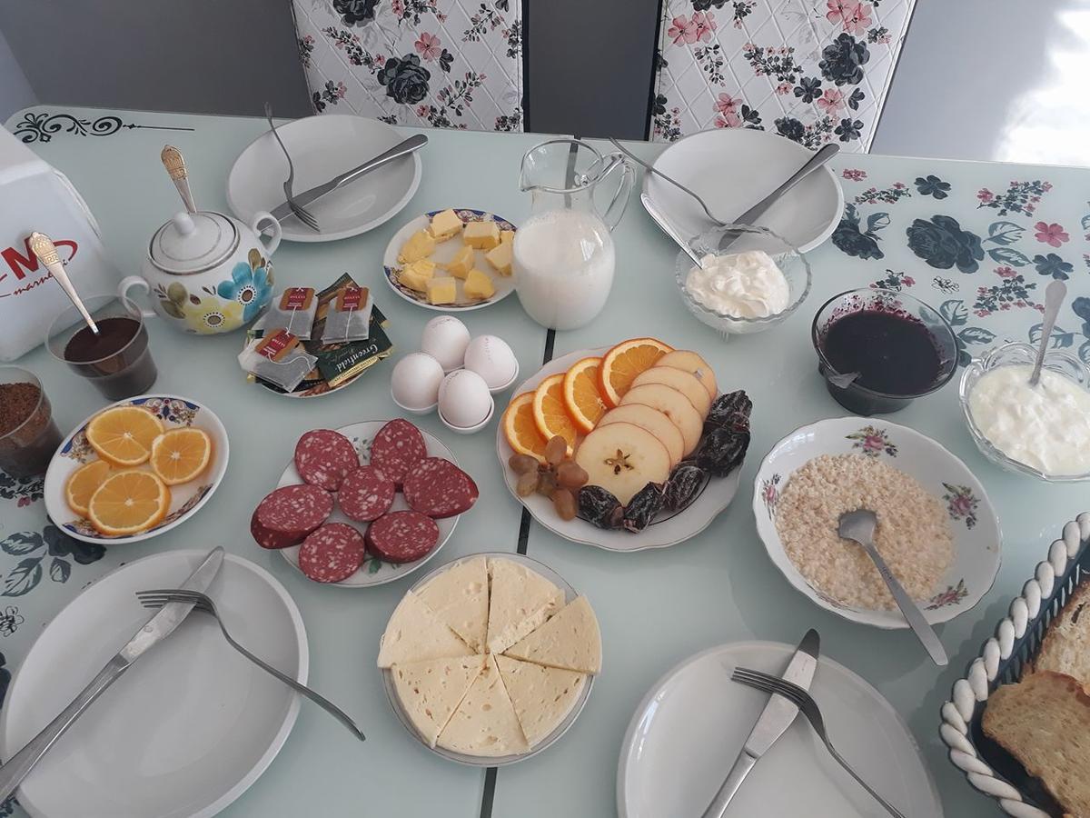 Guest House Khergiani Μέστια Εξωτερικό φωτογραφία