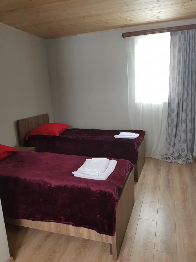 Guest House Khergiani Μέστια Εξωτερικό φωτογραφία