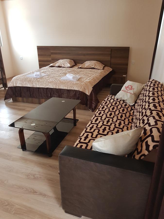 Guest House Khergiani Μέστια Εξωτερικό φωτογραφία